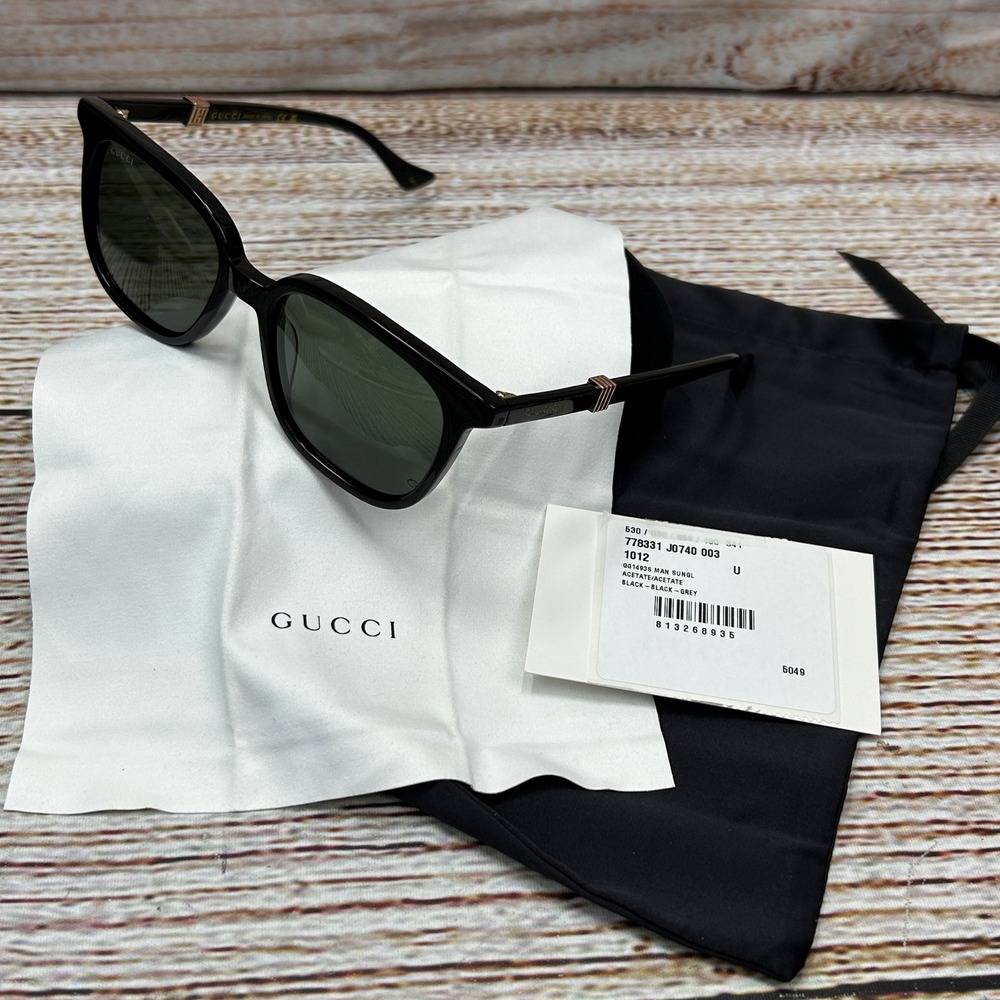 Gucci GG1493S 001‎ Black Acetate Square Sunglasses Grey Lens w/ Case Never Worn